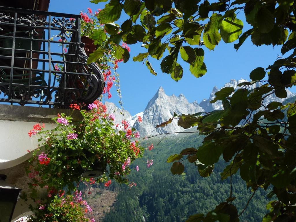 Hotel Du Clocher Chamonix Exterior foto